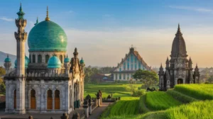 Koleksi gambar tempat ibadah berbagai agama di Indonesia