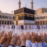 Ilustrasi Ka'bah di Masjidil Haram dengan jamaah haji sedang tawaf
